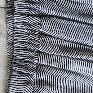 Ella Moss Sheer Lined Chevron Pattern Blk/Grey Skirt M
